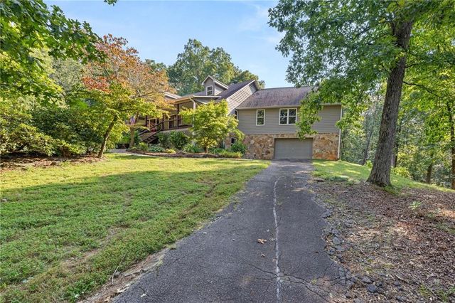 212 Knots Landing Drive, Demorest, GA 30535