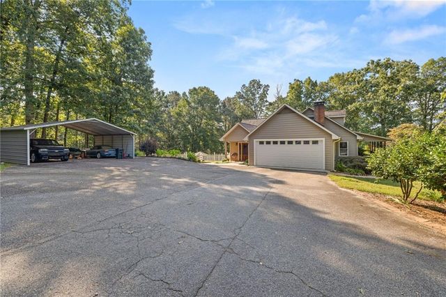 212 Knots Landing Drive, Demorest, GA 30535