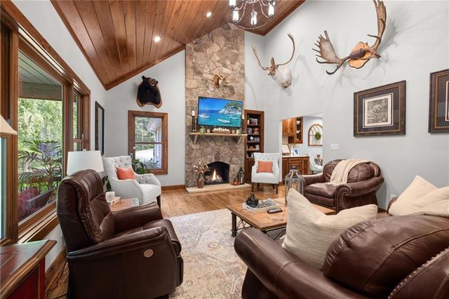 212 Knots Landing Drive, Demorest, GA 30535