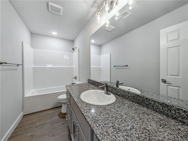 6503 Kathleen Street, Bentonville, AR 72713