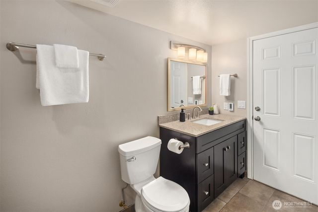 3711 Lake Washington Boulevard N, Renton, WA 98056