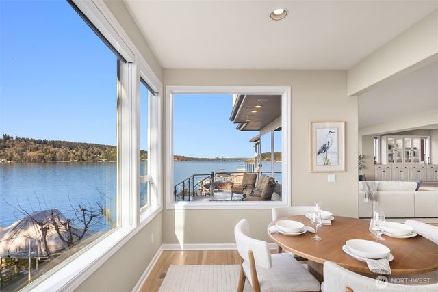 3711 Lake Washington Boulevard N, Renton, WA 98056