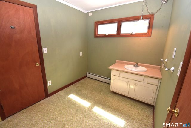 51 Ironworks Road, Clinton, CT 06413