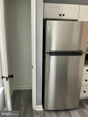 15 GEMSTONE, Baltimore, MD 21244