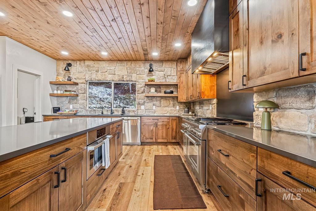 1505 Bear Rock Trail, Donnelly, ID 83615 photo 11