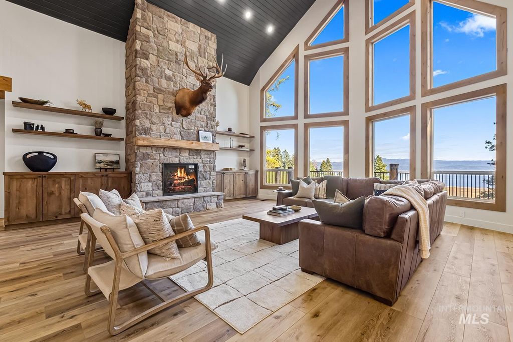 1505 Bear Rock Trail, Donnelly, ID 83615 photo 3