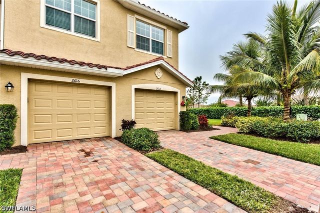 2612 Blossom WAY, Naples, FL 34120