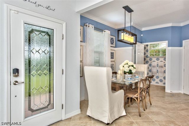 2612 Blossom WAY, Naples, FL 34120