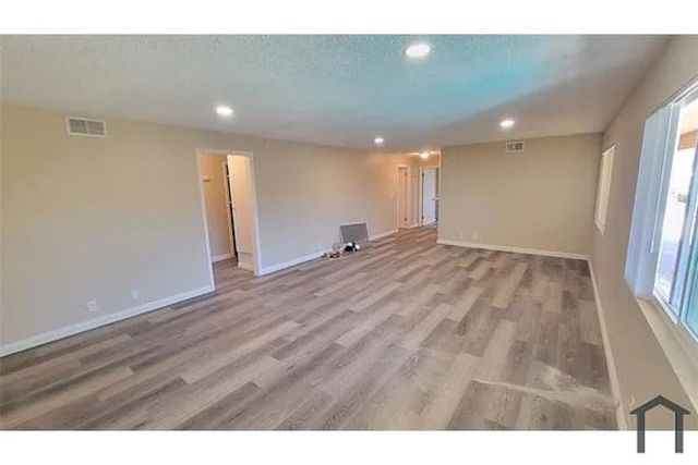 811 Orchid Court L, Upland, CA 91786