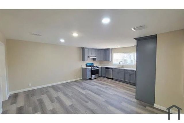 811 Orchid Court L, Upland, CA 91786