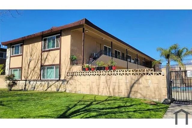811 Orchid Court L, Upland, CA 91786