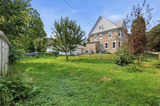 319 Market Street, Lodi, WI 53555