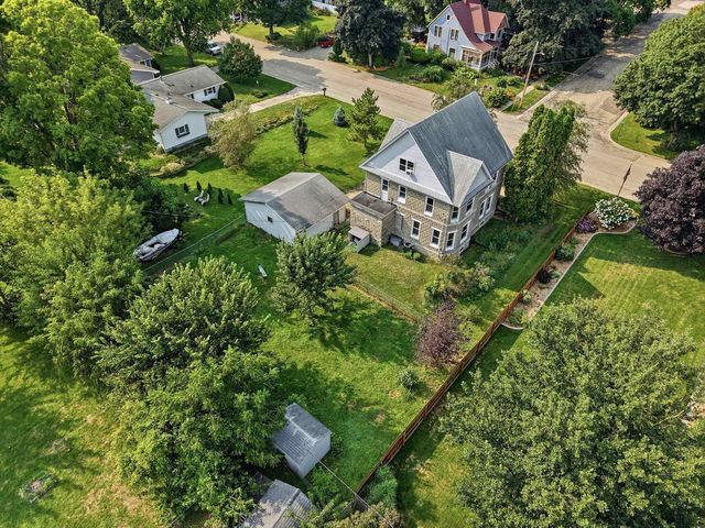 319 Market Street, Lodi, WI 53555