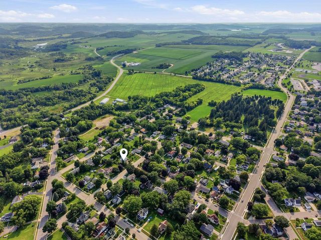 319 Market Street, Lodi, WI 53555