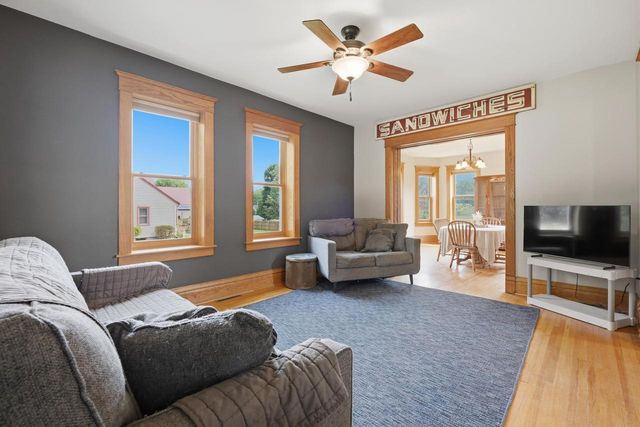 319 Market Street, Lodi, WI 53555