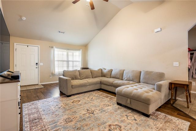 6043 Cord Avenue, Springdale, AR 72762