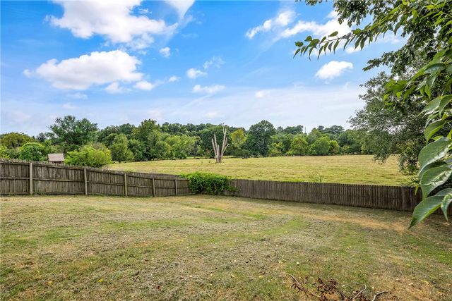 6043 Cord Avenue, Springdale, AR 72762