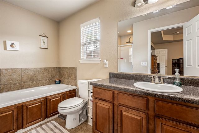 6043 Cord Avenue, Springdale, AR 72762