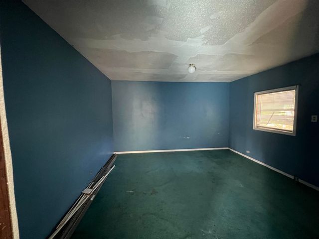 1213 Irving St, Daingerfield, TX 75638