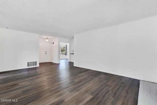 4063 Elkwood Street, Newbury Park, CA 91320