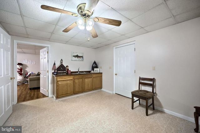 486 W KING ST, Abbottstown, PA 17301