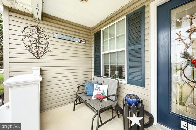 486 W KING ST, Abbottstown, PA 17301