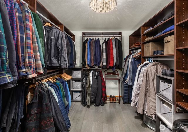 11925 Maplewood Avenue, Edmonds, WA 98026