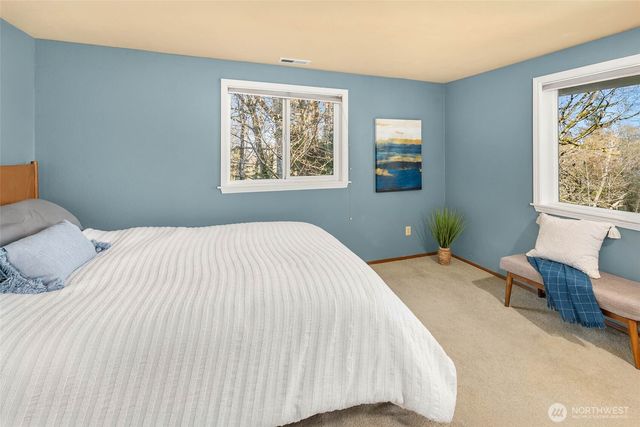 11925 Maplewood Avenue, Edmonds, WA 98026