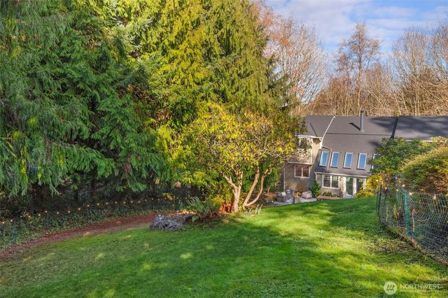 11925 Maplewood Avenue, Edmonds, WA 98026