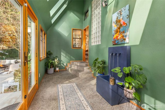 11925 Maplewood Avenue, Edmonds, WA 98026