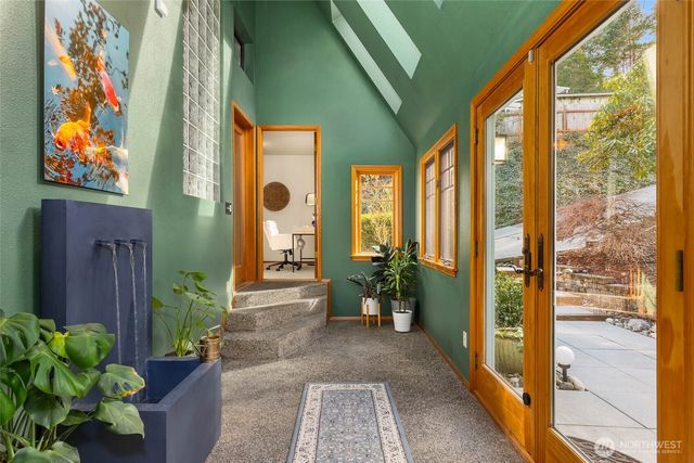 11925 Maplewood Avenue, Edmonds, WA 98026