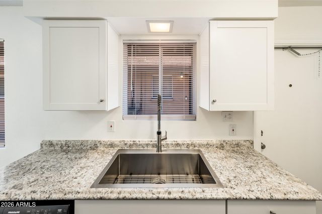 2015 E SOUTHERN Avenue 14, Tempe, AZ 85282