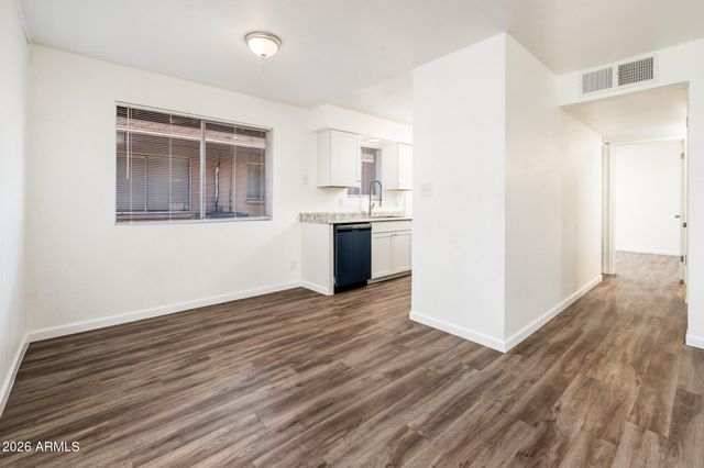 2015 E SOUTHERN Avenue 14, Tempe, AZ 85282