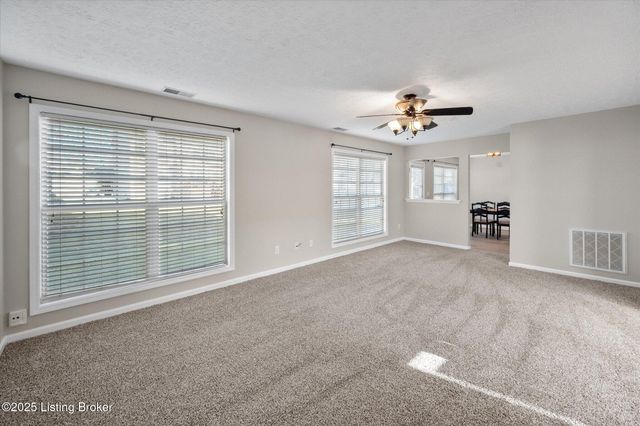 6910 Caitlynn Way, Louisville, KY 40229