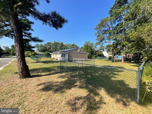 208 WICHITA TRL, Browns Mills, NJ 08015