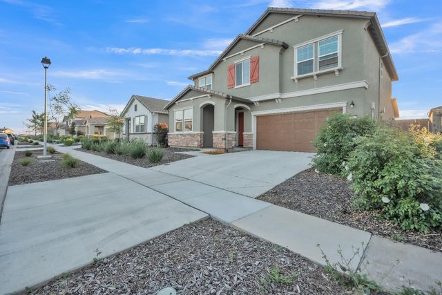 1630 Stepney Way, Plumas Lake, CA 95961