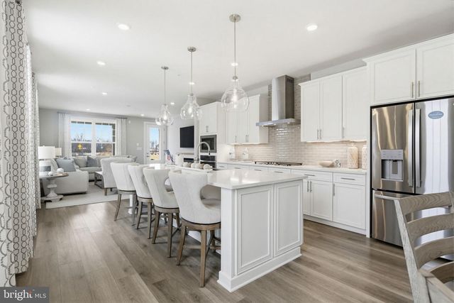 2598 POTTING SHED LN, Frederick, MD 21702