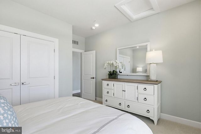 2598 POTTING SHED LN, Frederick, MD 21702