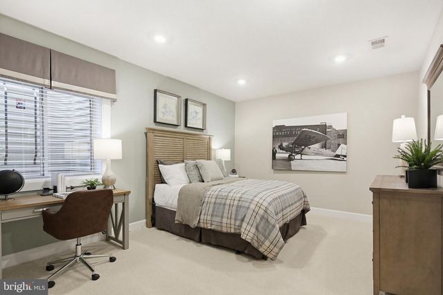 2598 POTTING SHED LN, Frederick, MD 21702