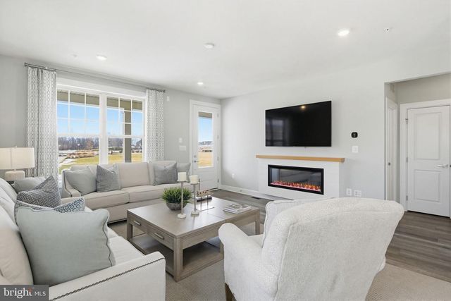 2598 POTTING SHED LN, Frederick, MD 21702