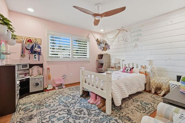 320 Apollo Drive, Vista, CA 92084