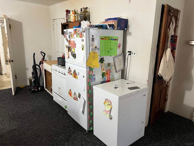 903 E Maple Street, Adrian, MI 49221