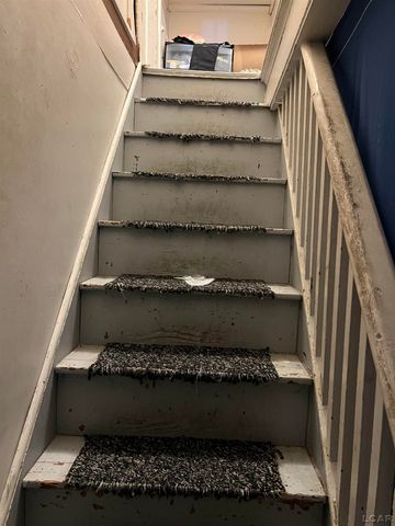 903 E Maple Street, Adrian, MI 49221