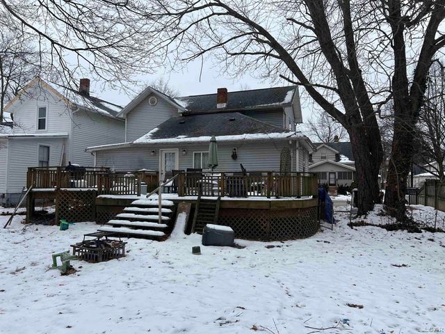 903 E Maple Street, Adrian, MI 49221