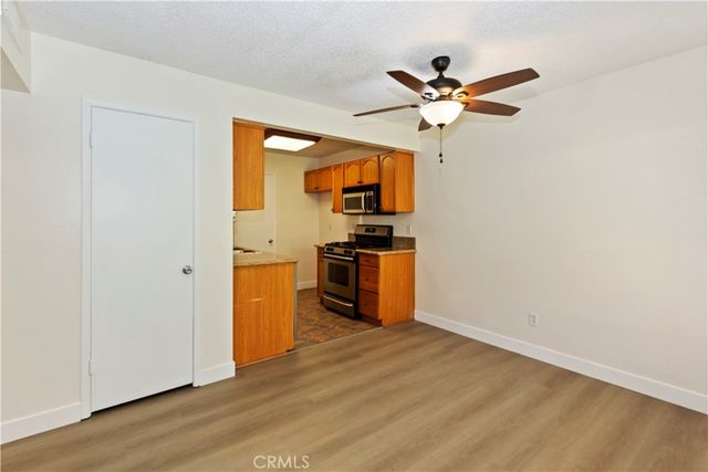 1350 Brentwood Circle B, Corona, CA 92882