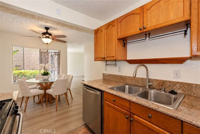 1350 Brentwood Circle B, Corona, CA 92882