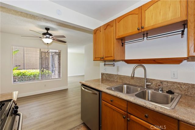 1350 Brentwood Circle B, Corona, CA 92882