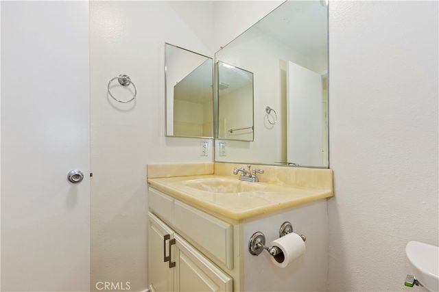 1350 Brentwood Circle B, Corona, CA 92882