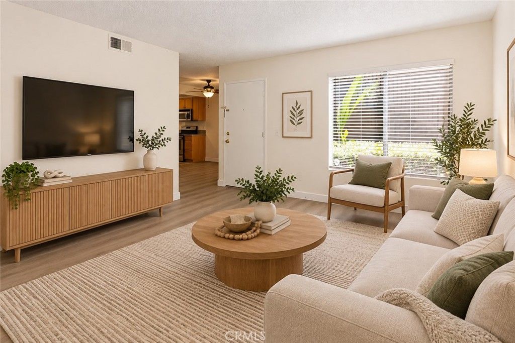 1350 Brentwood Circle B, Corona, CA 92882