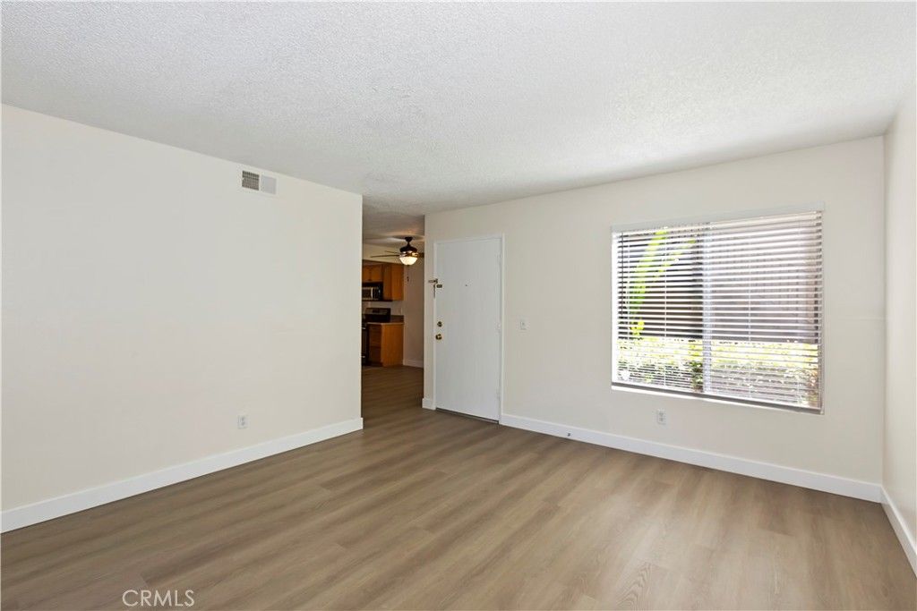 1350 Brentwood Circle B, Corona, CA 92882 — photo 4